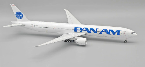 InFlight200 PAN AM Boeing 777-300ER N777PA CLIPPER TRIPLE SEVEN with stand IF773PA0126 Scale 1:200