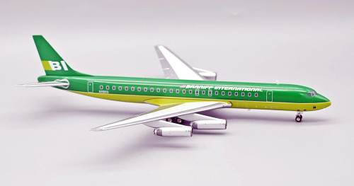 InFlight200 Braniff International Airways Douglas DC-8-62 N1803 with stand IF862BN0924 Scale 1:200