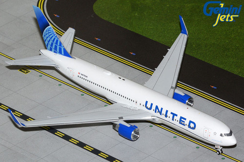 Gemini200 United Airlines Boeing 767-300ER N670UA G2UAL1257 1:200
