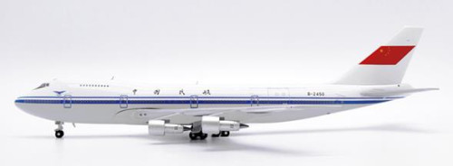 JC Wings CAAC Boeing 747-200M Reg: B-2450 With Stand XX40205 Scale 1:400