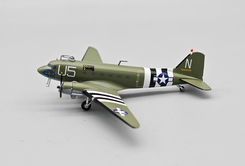 InFlight200 USA - Air Force Douglas C-47A Skytrain (DC-3)42-100558 IFC47USAF558 Scale 1:200