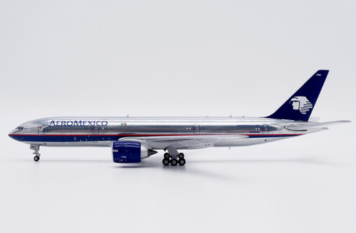 JC Wings 1:400