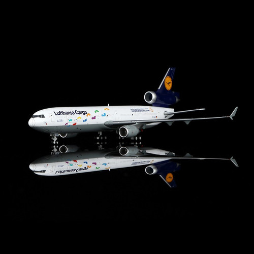 YY Wings Lufthansa MD-11 D-ALCH Interactive YY1102D Scale 1:400