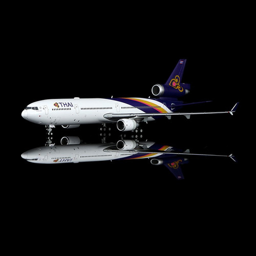 YY Wings THAI Airways MD-11 HS-TME YY1112 Scale 1:400