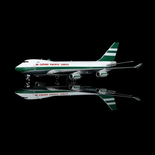 YY Wings Cathay Pacific B747-400F VR-HUH YY74421 Scale 1:400