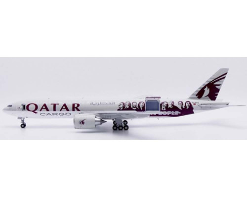 Qatar Airways Cargo Boeing 777F Reg: A7-BFG XX20461C Scale 1:200