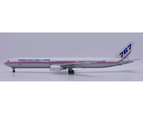 Boeing Company Boeing 767-400ER Reg: N76400 LH2496A Scale 1:200