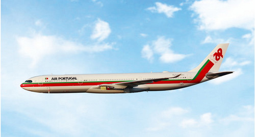 Phoenix Model TAP Air Portugal Airbus A330-900neo Reg: CS-TUT 04719 Scale 1:400 "Retro"