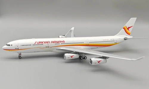 InFlight200 Surinam Airways Airbus A340-313 PZ-TCR IF343PY0224 Scale 1:200