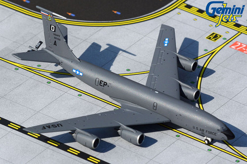 GeminiMACS U.S. Air Force KC-135R Stratotanker 100 Mildenhall GMUSA097 1:400