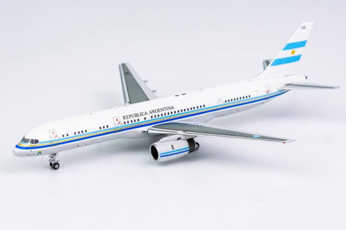 NG Model Fuerza Aerea Argentina 757-200 T-01 53149 1:400