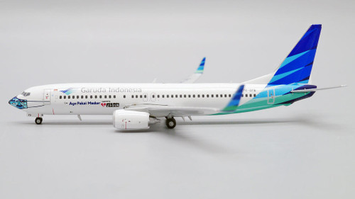 JC Wings GARUDA INDONESIA B737-800(W) (AYO PAKAI MASKER) PK-GFQ LH4GIA209 1:400