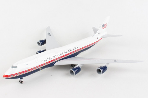 SKYMARKS AIR FORCE ONE 747-8I 1/200 W/GEAR (VC-25B) #30000 SKR1076