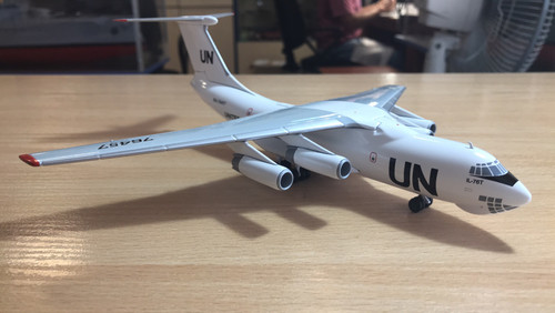 AviaBoss United Nations IL-76T RA-76457 A2009 1:200