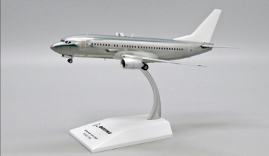 JC Wings Boeing 737-300 polished JC2WHT1070 1:200