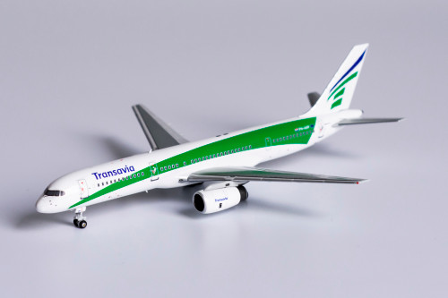 NG Model Transavia Airlines 757-200 PH-AHP 53176 1:400