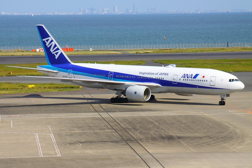 Phoenix Model ANA B777-200ER JA717A PH4ANA2202 1:400
