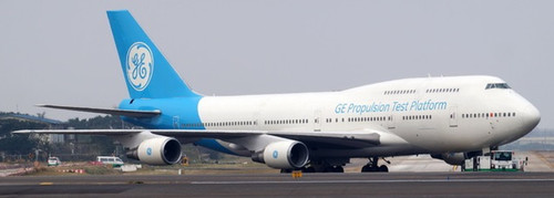 Phoenix Model General Electric Boeing 747-400 N747GF 04453 1:400