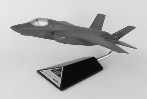 EXEC SER F-35B JSF USMC 1/48 STOVL (CF035B1TR)