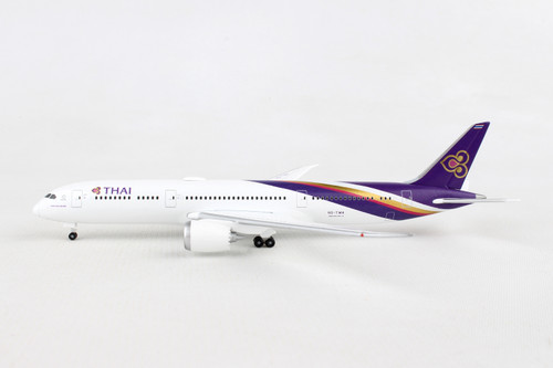 HERPA THAI 787-9 1/500 (**)