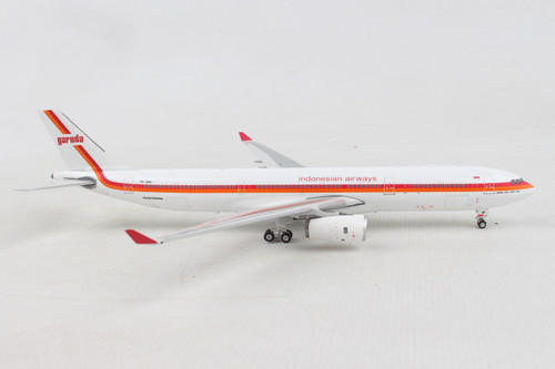 PHOENIX T'WAY AIR A330-300 1/400 REG#HL8501 (**) - The Airplane