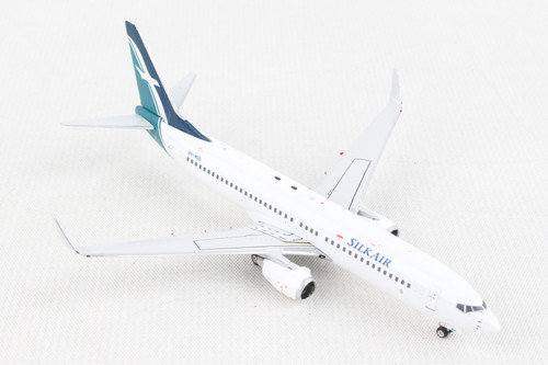 PHOENIX SOLASEED AIR 737-800 1/400 REG#JA812X (**) - Airline