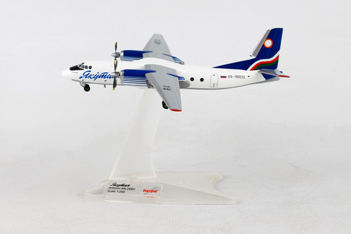 HERPA YAKUTIA AN24RV 1/200 (**)