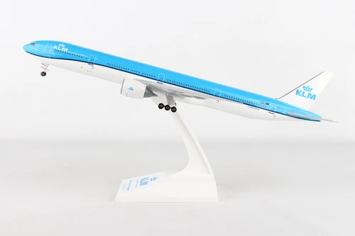 Skymarks KLM 777-300ER 1/200 W/GEAR NEW LIVERY
