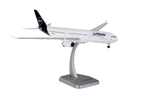 HOGAN LUFTHANSA A340-300 1/200 W/GEAR REG#D-AIFD - Airline Museum