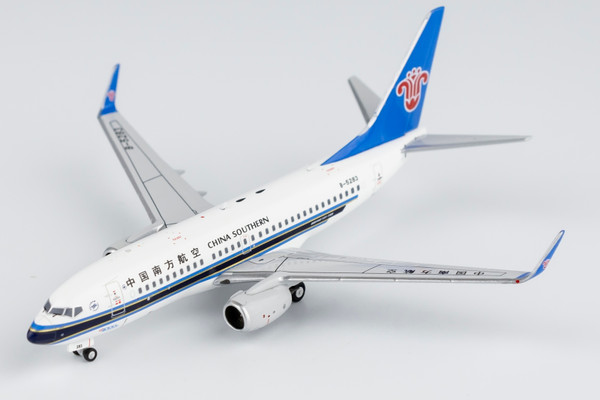 China Southern Airlines 737-700/w "4000th NEXT GENERATION 737" B-5283 77035 1:400