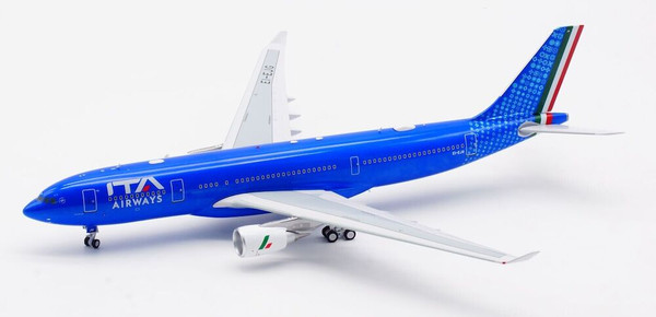 Inflight200 ITA Airways Airbus A330-202 EI-EJG with stand IF332AZ0423 1:200