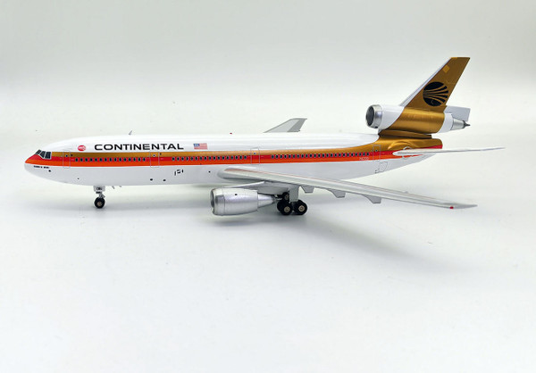 Inflight200 Continental Airlines DC-10-30 N12061 BLACK MEATBALL IF103CO0823 1:200
