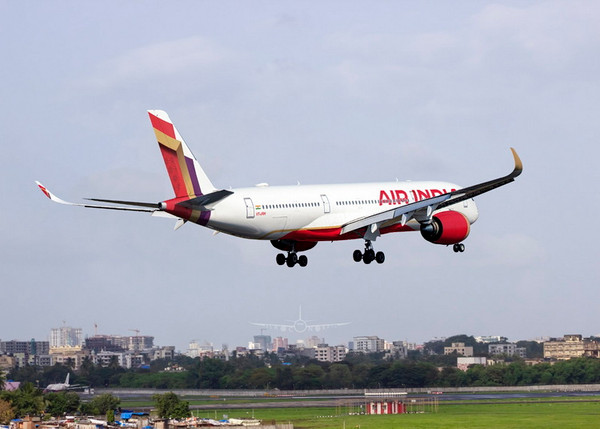 Phoenix Models Air India A350-900 VT-JRH PH4AIC2479 1:400