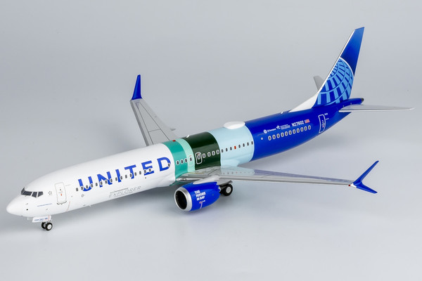 NG Models United Airlines 737 MAX 10 N27602 with "ecoDemonstrator Explorer" sticker with metal stand 95003 1:200