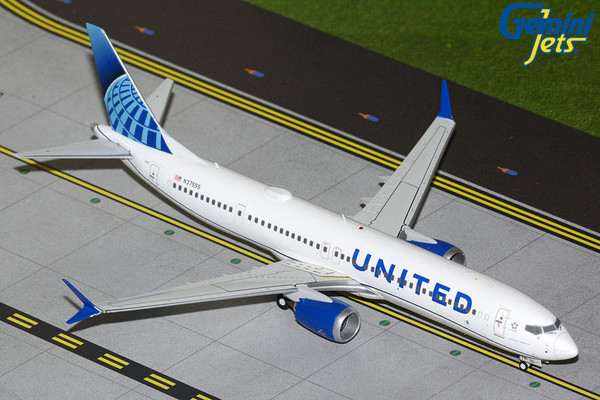 Gemini200 United Airlines B737 MAX 9 N37555 G2UAL1256 1:200