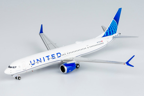 United Airlines 737 MAX 9 Blue Evolution livery N77578 89013 1:400