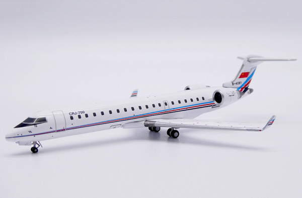 JC Wings China Air Force Bombardier CRJ-700 Reg: B-4061 LH4353 1:400
