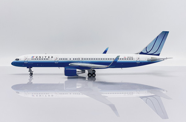 United Airlines Boeing 757-200 "Blue Tulip" Reg: N512UA With Stand XX20221 1:200