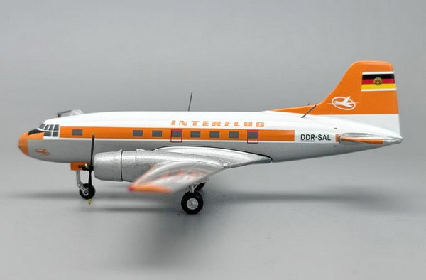 Phoenix Model Interflug Il-14 DDR-SAL 20182 1:200