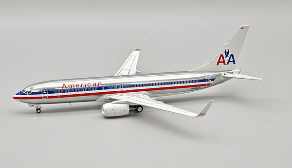 InFlight200 American Airlines Boeing 737-823 N889NN Polished with stand IF738AA0825P Scale 1:200