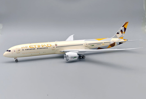 InFlight200 Etihad Airways Boeing 787-10 Dreamliner A6-BMI IF78XEY1024 Scale 1:200