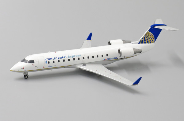 JC Wings Continental Express CRJ-200 N667BR XX2653 Scale 1:200