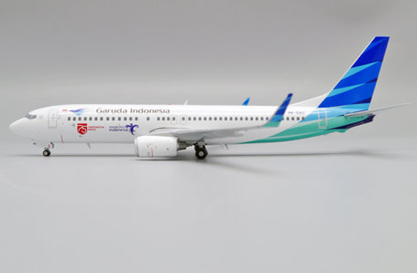 JC Wings Garuda Indonesia Boeing 737-800 "75 Indonesia Maju" PK-GMZ LH2258 Scale 1:200