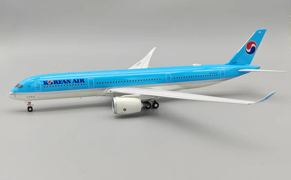 B-Models Korean Air Airbus A350-941 HL8598 HL-A350-8598 Scale 1:200