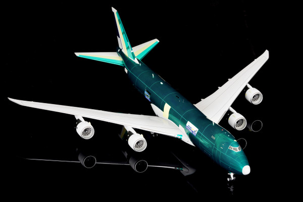 SQ Wings Assembly Colors Boeing 747-8F N863GT L2015 Scale 1:200