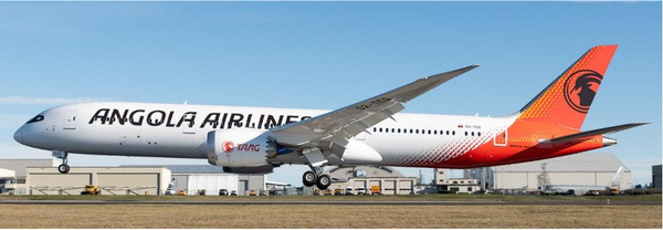 JC Wings TAAG-Linhas Aereas de Angola Airlines Boeing 787-9 Dreamliner Reg: D2-TEQ "Flaps Down" XX40787A Scale 1:400