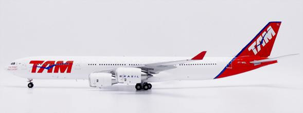 JC Wings TAM Linhas Aéreas Airbus A340-500 Reg: PT-MSL XX20682 1:200