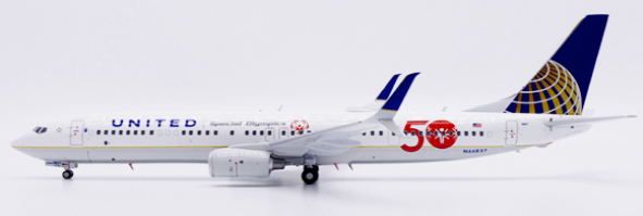 JC Wings United Airlines Boeing 737-900ER "Special Olympics 50" Reg: N66837 XX20618 1:200