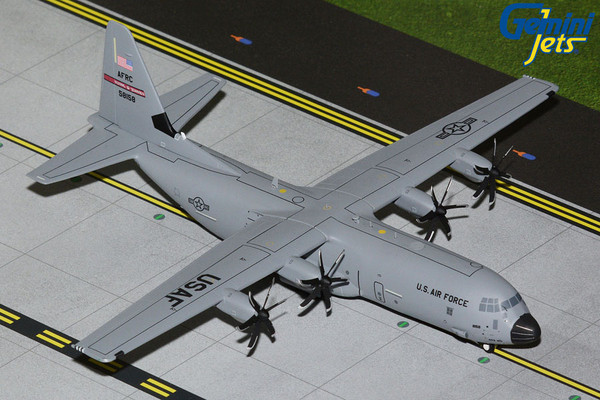 Gemini200 U.S. Air Force C-130J Hercules 05 8158 "Flying Jennies" (Keesler AFB); upgrade std. G2AFO1473 Scale 1:200
