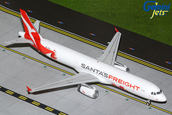 Gemini200 Qantas Freight A321P2F VH-XF4 "Santa's Freight" titles; upgraded std. G2QFA1477 Scale 1:200
